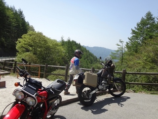 DSC03008x.jpg